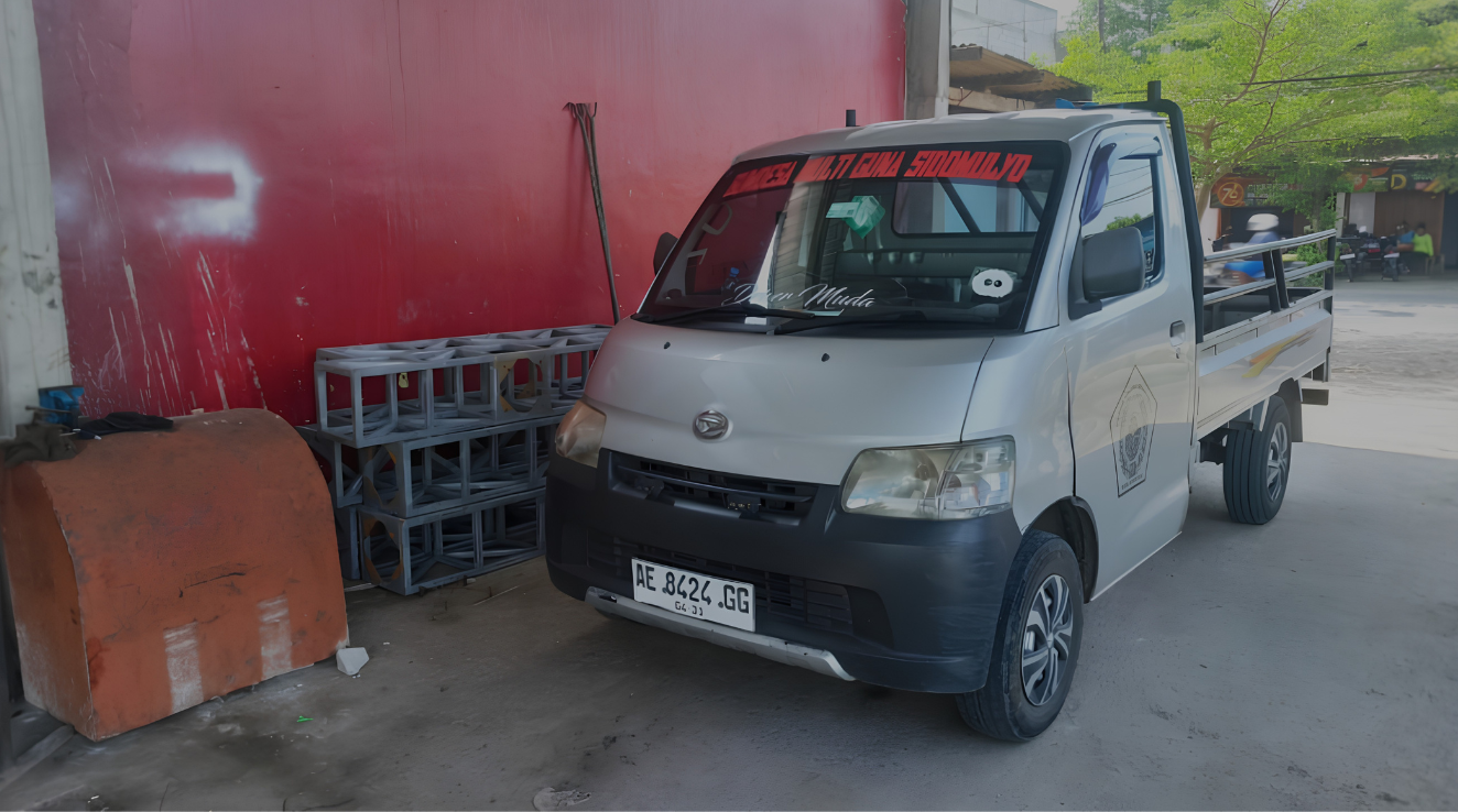 Parkir dan Unit Jasa Niaga Ekspedisi